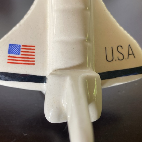 Vintage Space Shuttle USA Salt & Pepper Shakers Capsule Station Launch 1992 - Picture 13 of 15